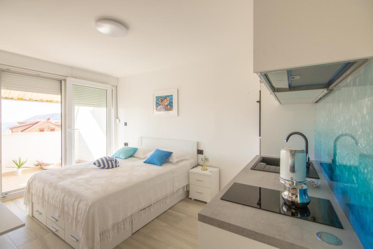 Apartments Nona Draga Komiza Exterior photo