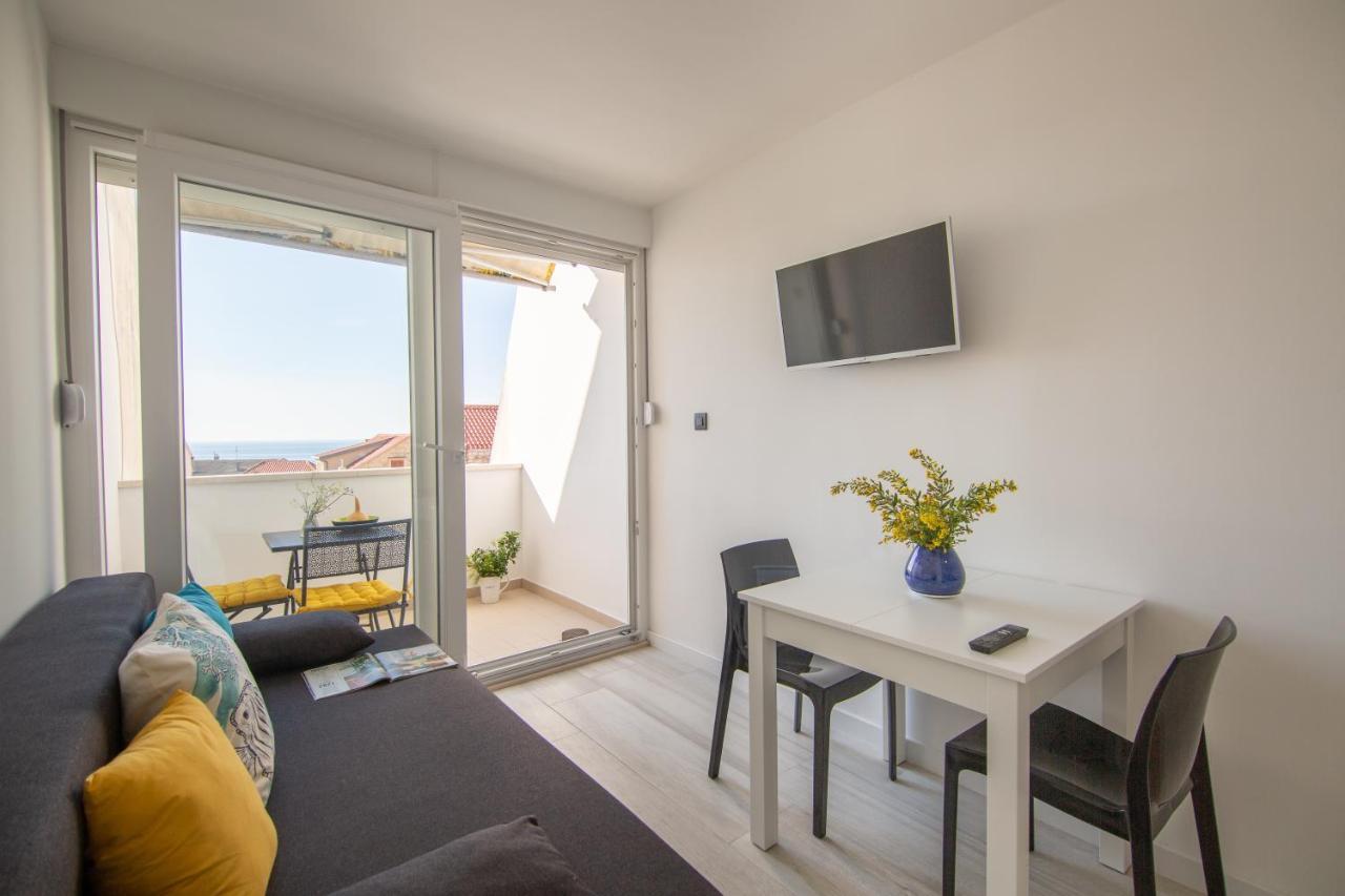Apartments Nona Draga Komiza Exterior photo