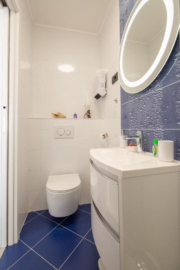 Apartments Nona Draga Komiza Exterior photo